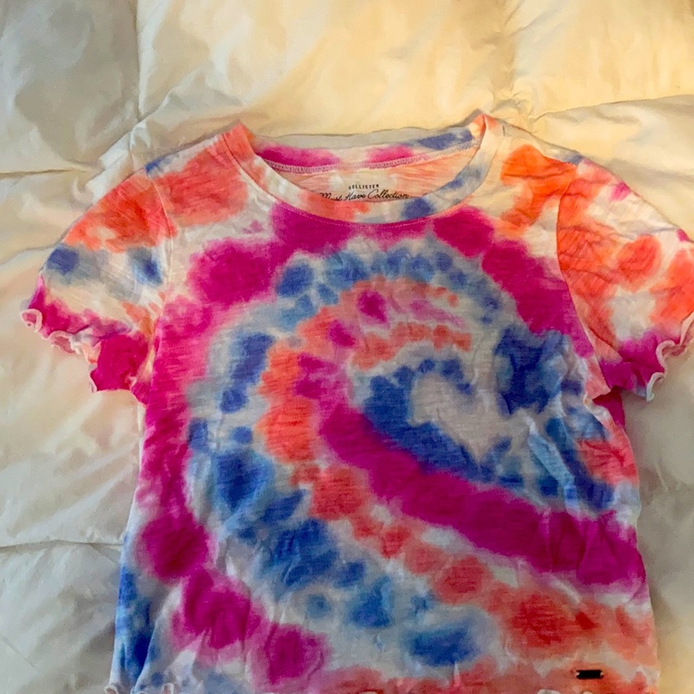 Hollister tye dye crop